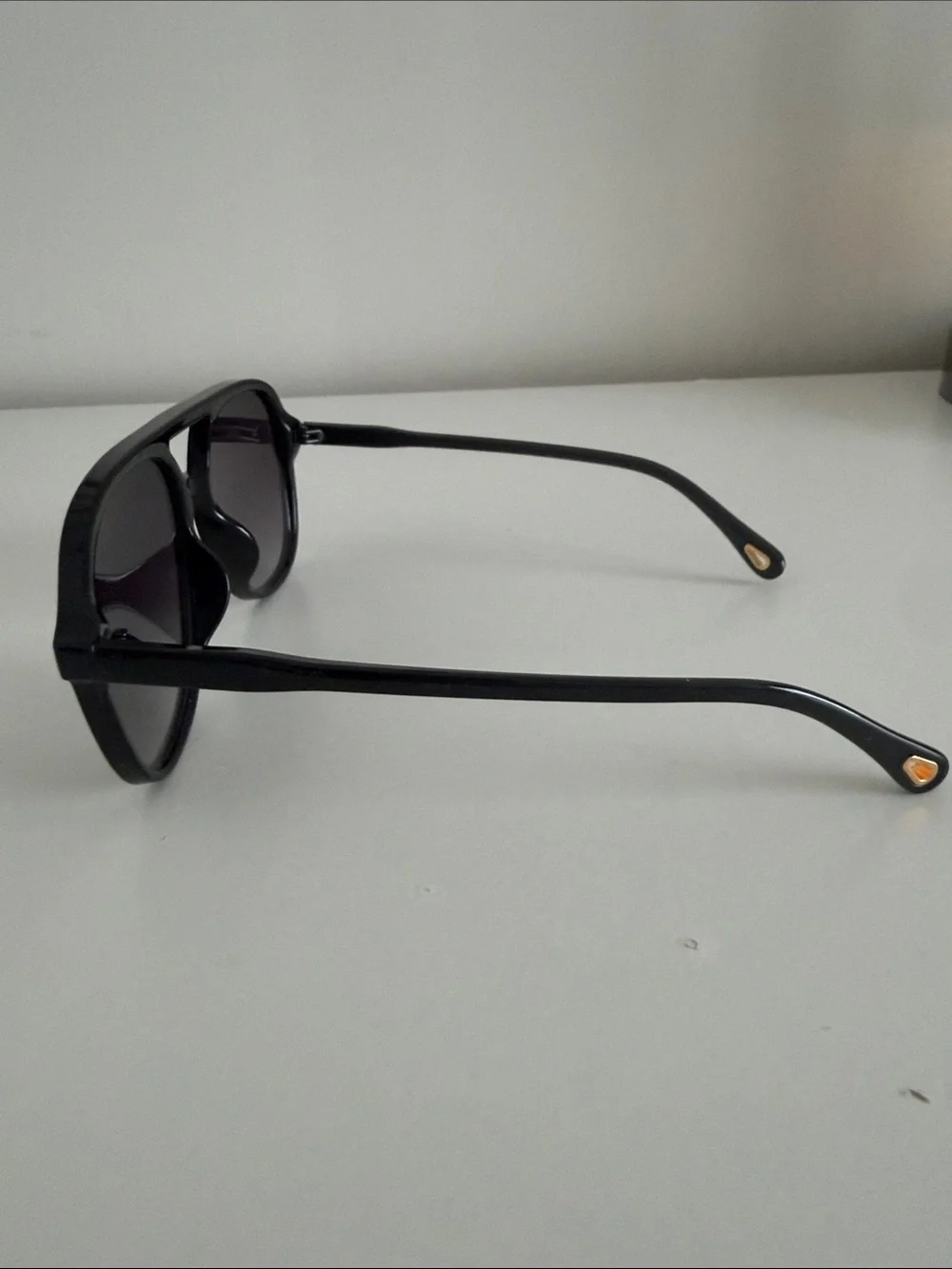 Amazon Black Aviator-Style Women's Sunglasses